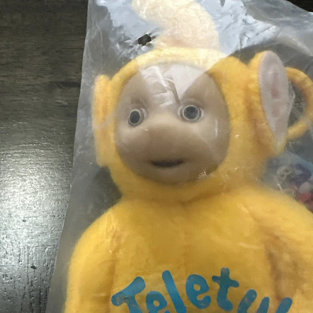 Vintage Teletubbies Plush Toy Rare Laa-Laa 7.5